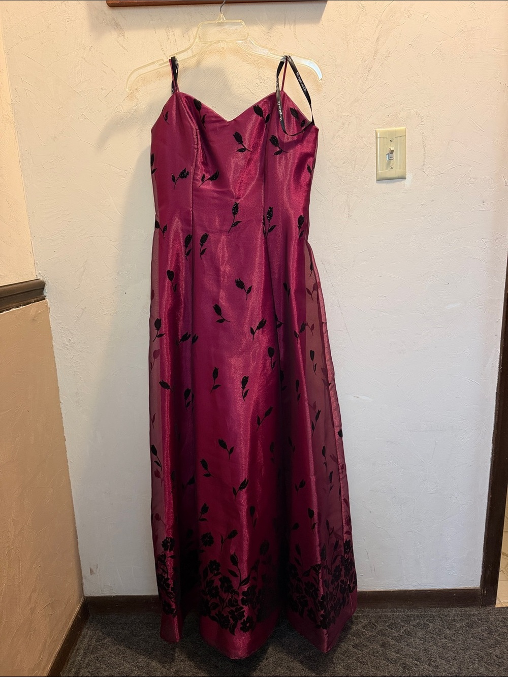 Women’s Burgundy Floral A-Line Evening Dress
